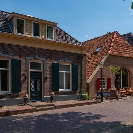 Meestershuis Bed & Breakfast *